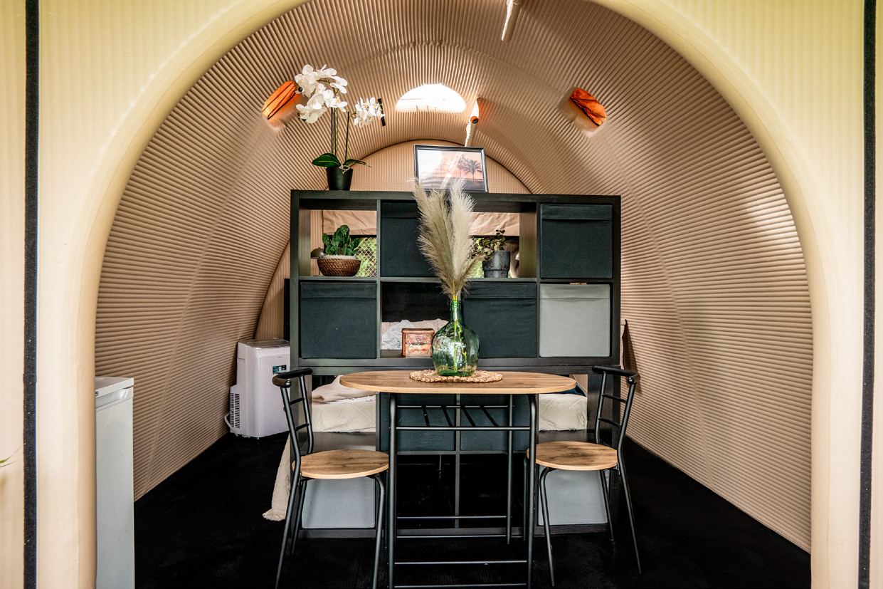 DOME 200 interior