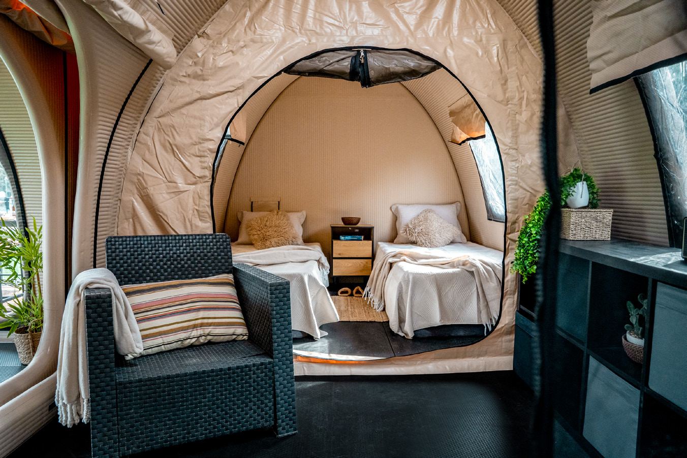 DOME 500 interior