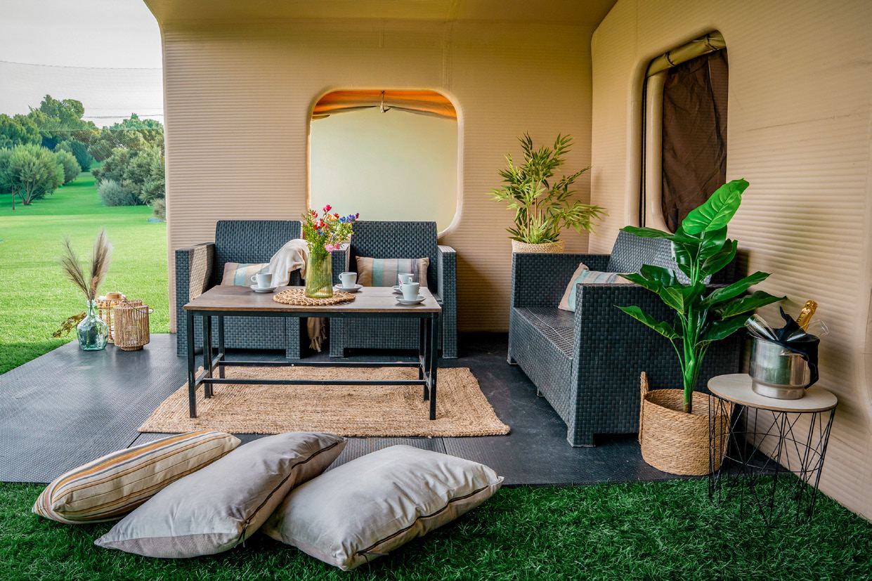HOUSE 450 interior